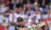 Guptill ton leads New Zealand to easy win over England