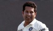Maharashtra government to present Sachin signed silver trophy