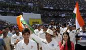 Tendulkar dedicates Bharat Ratna to mother