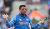 Dhoni blasts non-performing bowlers, says can't be 'spoon-fed'