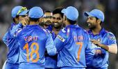 Ishant retained, India name unchanged squad for remaining ODIs