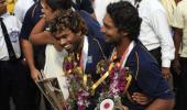 Lanka's street party marred by Mahela, Sanga T20 retirement controversy