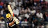 Kallis, Narine shine as KKR thrash Mumbai in IPL-7 opener
