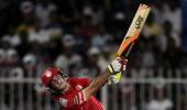 Maxwell, Balaji help Punjab destroy Hyderabad and top IPL table