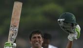 Younis century rescues struggling Pakistan