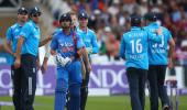 Kohli-Stokes involved in verbal spat in 3rd ODI