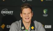 No change in tactics as Steve Smith thrust into hot seat