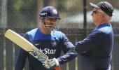 India look to bounce back as Dhoni returns