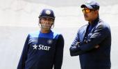 Dhoni blames 'unrest in dressing room' for India's batting collapse