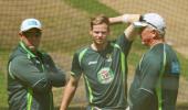 Indian team is whingeing among themselves: Smith