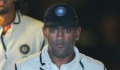 India captain Dhoni retires from Tests; Kohli to lead in fourth Test