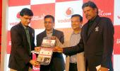 Kapil, Ganguly launch sport-viewing app for smartphones