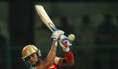 IPL 7: RCB retain Kohli, Gayle, de Villiers; name Vettori as coach