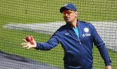 Dhoni's Team India looking to turn new page in England