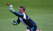 Desperate England turn to Buttler for third India Test