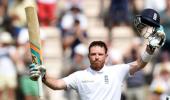 Southampton Test: Bell recaptures form as England punish India