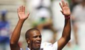 Philander replaces India's Ashwin as the No.1 Test all-rounder