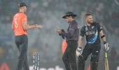 Broad hits out at umpires for keeping players on field despite lightening