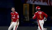 Maxwell is more destructive than me, Gayle: Sehwag