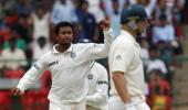 Cric Buzz: Bedi lauds Ojha and Rahul's good show in Duleep Trophy