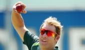 Warne offers himself up for Australia T20 coaching gig