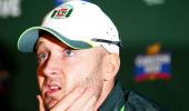 Who will replace Australian captain Clarke?