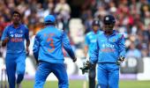 Dhoni is an amazing captain and a strong leader: Gilchrist