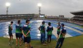 KKR, RR share points after IPL match rained off