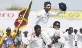 Emotional farewell for Sangakkara in Galle