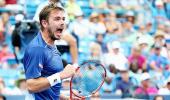 Cincinnati Open round-up: Wawrinka unfocussed but wins; Serena advances