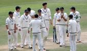 Dunedin Test: New Zealand thrash Sri Lanka by 122 runs