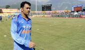 Captain Dhoni still unsure about India's bowling combination