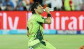 Misbah wants to look ahead after batsmen flop