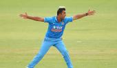 India paceman Shami out of UAE match; Binny may replace him