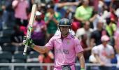 De Villiers smashes fastest ODI ton in 31 balls