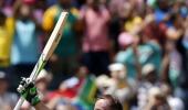 Record-breaking De Villiers sets up huge South Africa win