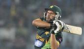 Can Afridi eclipse De Villiers's fastest ODI ton record?