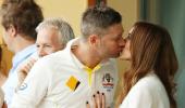 Australia captain Clarke to become a daddy