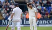 Jeers and no wickets for subdued Johnson