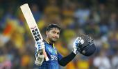 Clarke salutes 'world class' Sangakkara