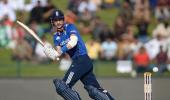 Hales ton fires England to emphatic win over Pakistan