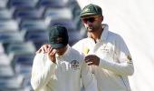 Fresh injury makes Khawaja doubtful for Adelaide Test