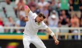 Fit-again Steyn looking beyond Pollock's record