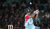 Cricket for Heroes: Dhoni rakes in windfall!