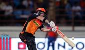 IPL PHOTOS: Bhuvneshwar, Warner help Hyderabad demolish Gujarat