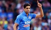 Veteran Nehra loves to do the tough job for Team India!