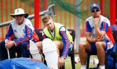 England need to dig deep to challenge India, says coach Bayliss