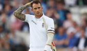 Angry Sri Lanka to complain against Hales's reprieve