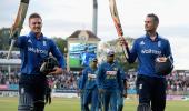 Hales, Roy power England to crushing win against Sri Lanka