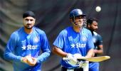 Suggested Dhoni to go up the order in Asia Cup final: Harbhajan